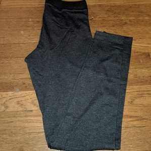 Grey leggings V.S Pink